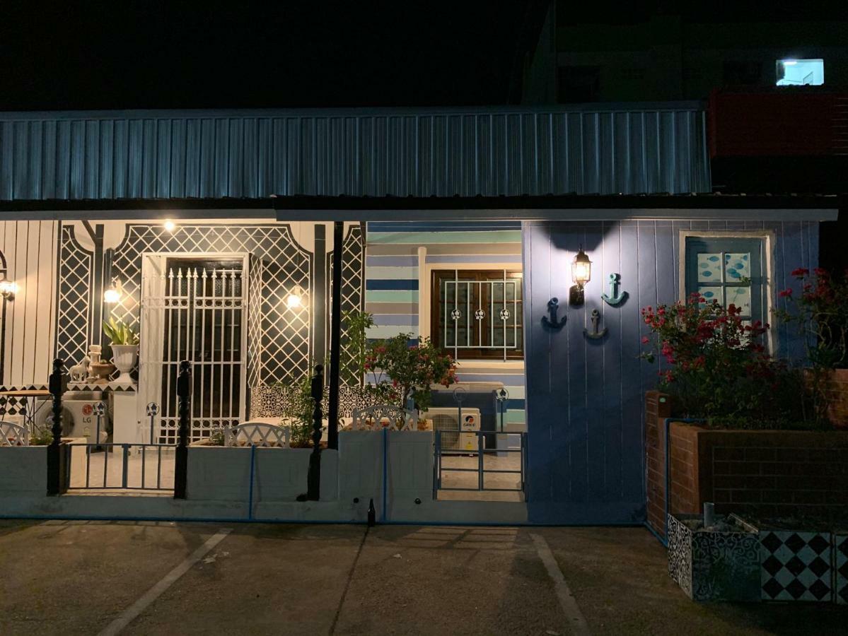At Night Hotel Chumphon Exterior foto