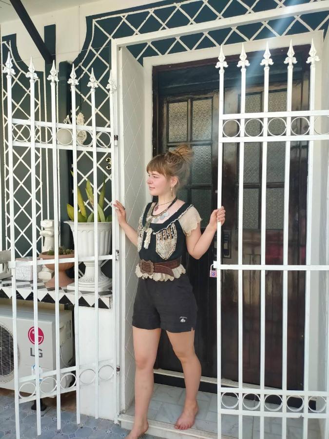 At Night Hotel Chumphon Exterior foto